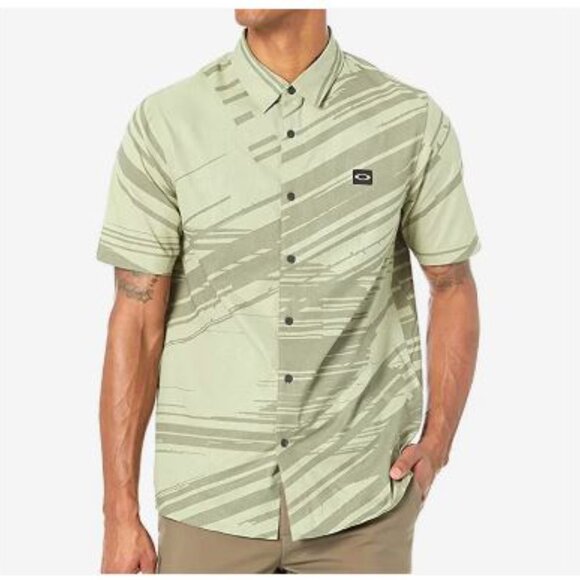 Oakley Tempo woven button down short sleeve shirt men’s size XL NWT - Picture 4 of 5